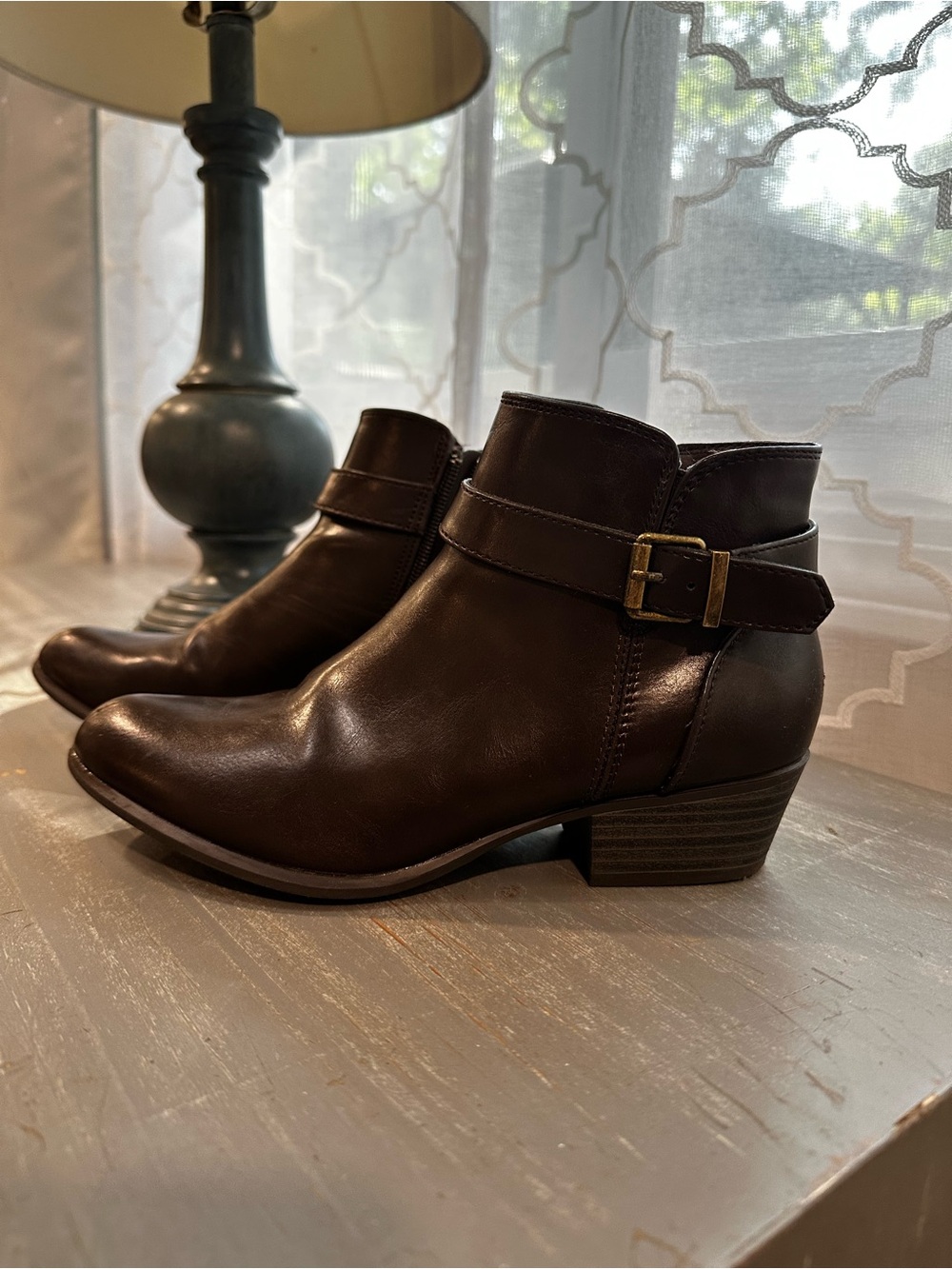 UNIONBAY Women's Tahoe Ankle Boots in Good Used Condition (GUC) Size 6